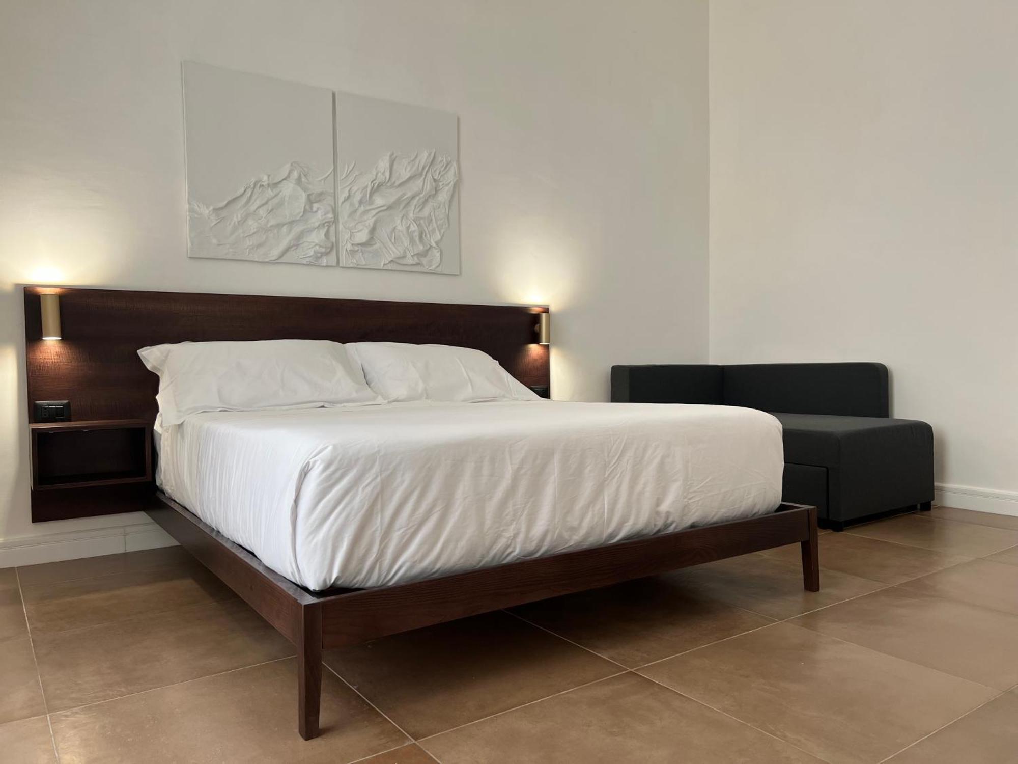 Domus Delia Luxury Apartment Napels Buitenkant foto
